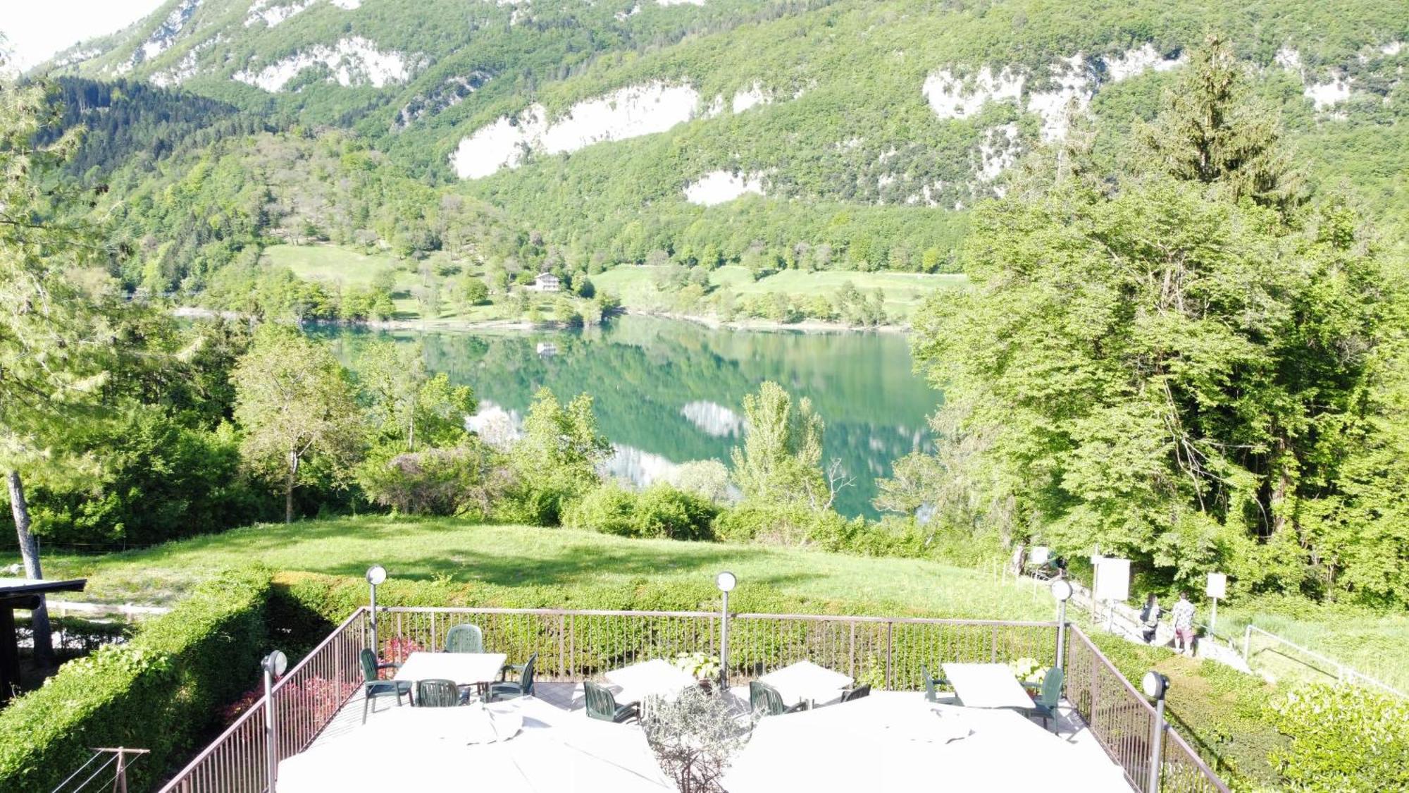 Albergo Stella Alpina Tenno Exterior foto